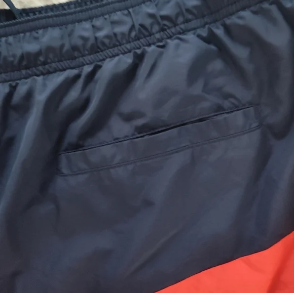 H&M Men's Red and Navy Colorblock Swim Shorts XL - Picture 11 of 12